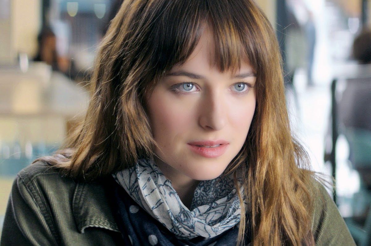 Persuasão  Quando estreia o filme da Netflix com Dakota Johnson? -  Canaltech