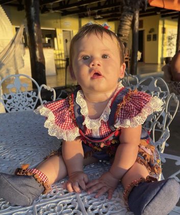Seguindo os passos de sua mãe Virginia Fonseca, Maria Alice, é um verdadeiro sucesso nas redes sociais. (Foto: Instagram)