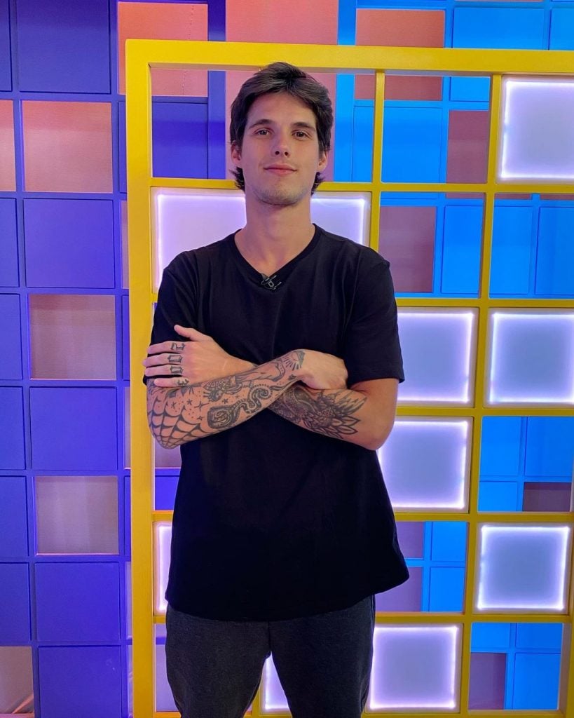 Gabriel Fop do BBB nega que nude vazado seja seu Não gosto de me expor PaiPee