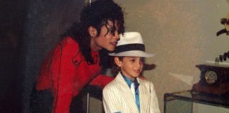 Morto em 2009, Michael Jackson será julgado por abuso infantil. (Foto: Divulgação)