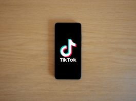 O TikTok tem até o meio de janeiro de 2025 para vender sua operação a uma empresa de confiança dos Estados Unidos. (Foto: Pexels)