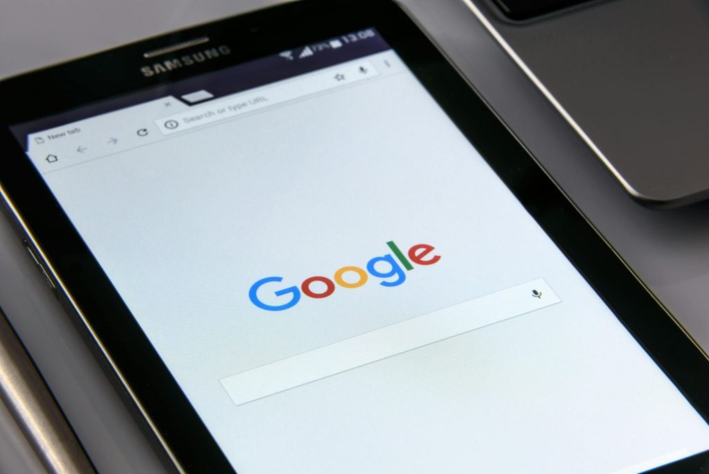 O Google irá proibir, a partir de maio deste ano, o impulsionamento de conteúdos políticos em todas as suas plataformas. (Foto: Pexels)