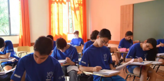 Alunos do ensino fundamental e médio realizam nesta terça-feira a primeira fase da 19ª Olimpíada Brasileira de Matemática das Escolas Públicas (Obmep). (Foto: Elza Fiuza/Agência Brasil)