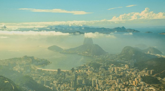 A cidade do Rio de Janeiro registrou 7.885 diárias de filmagens nas ruas em 2023. (Foto: Pexels)