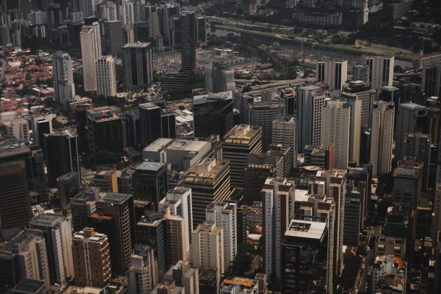 Após a passagem de uma frente fria, o vento marítimo se intensificou na costa da Região Sudeste e espalhou muita umidade sobre o leste de São Paulo, sobre o Rio De Janeiro e também no Espírito Santo. (Foto: Pexels)