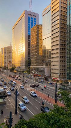 Após registrar máxima de 29°C na tarde desta segunda-feira (29), a temperatura na cidade de São Paulo vai oscilar entre 13°C e 17°C na terça (30). (Foto: Pexels)