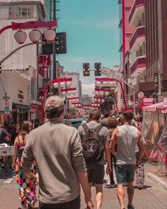 Em São Paulo, 26% dizem ser direita; 24%, de centro; e 20%, de esquerda, diz pesquisa. (Foto: Pexels)