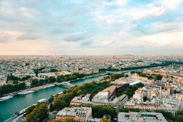 Um oficial da polícia francesa afirmou que pelo menos seis departamentos administrativos da França foram afetados, incluindo a região ao redor da cidade mediterrânea de Marselha, que está sediando competições de futebol e vela olímpicos. (Foto: Pexels)