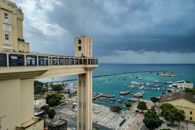 Com isso, o ar quente seco ainda predomina na maioria das áreas do Sudeste e do centro-oeste do país e também em parte do norte do nordeste. (Foto: Pexels)