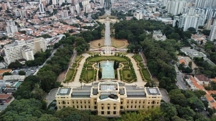 A expectativa é que a massa de ar frio chegue ao país na noite de quarta-feira (7) e avance ao longo da sexta-feira (9) para o Sudeste. (Foto: Pexels)