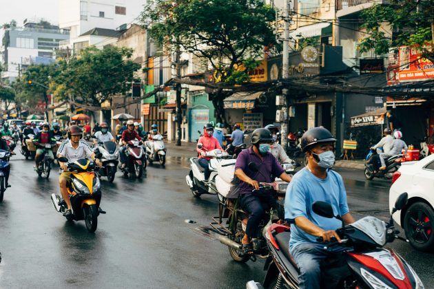 A Fenabrave contabilizou 932.940 unidades emplacadas entre janeiro e junho, um aumento de 19,7%. (Foto: Pexels)