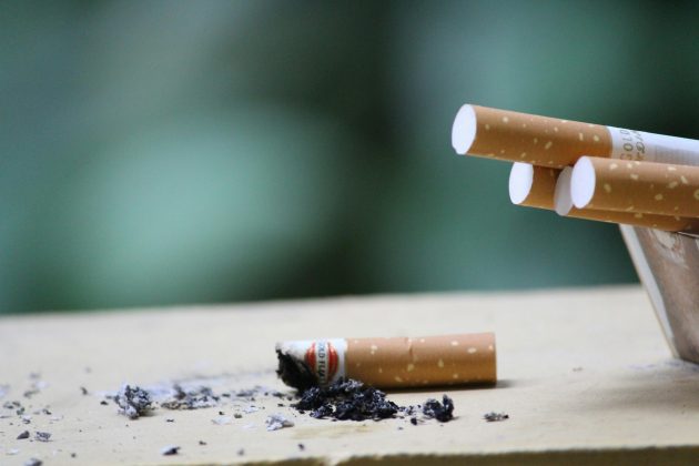 Um decreto presidencial publicado nesta quinta-feira (1º) no Diário Oficial da União (DOU) aumentou o Imposto Sobre Produtos Industrializados (IPI) incidente sobre cigarros nos próximos meses. (Foto: Pexels)