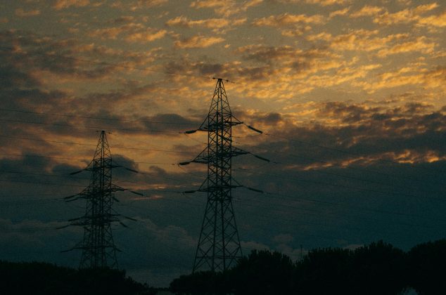 O governo brasileiro pretende encaminhar ao Congresso, até setembro, um projeto de lei para reestruturar o setor elétrico. (Foto: Pexels)