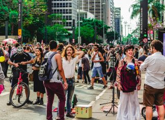 A população brasileira é estimada em 212.583.750 habitantes, segundo novos dados divulgados nesta quinta-feira (29) pelo Instituto Brasileiro de Geografia e Estatística (IBGE). (Foto: Pexels)