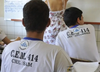 Os salários (remuneração com qualificações mínimas) dos professores do ensino fundamental II no Brasil são, em média, de US$23.018 por ano (equivalente a cerca de R$128 mil). (Foto: Agência Brasil)