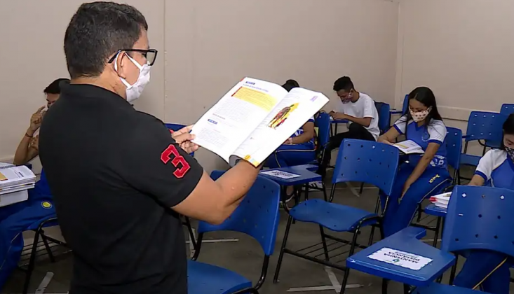 O cálculo inclui eventuais bonificações e o décimo terceiro salário. (Foto: Tv Brasil)