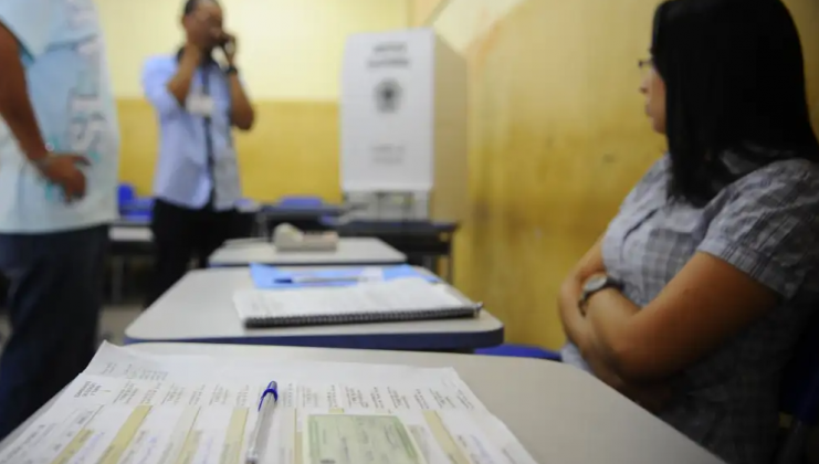 Os homens são maioria: 66%. Das mulheres, apenas 34%. Quase 47%dos candidatos inscritos se declararam brancos. Pardos, 40%. Pretos, 11%. (Foto: Agência Brasil)