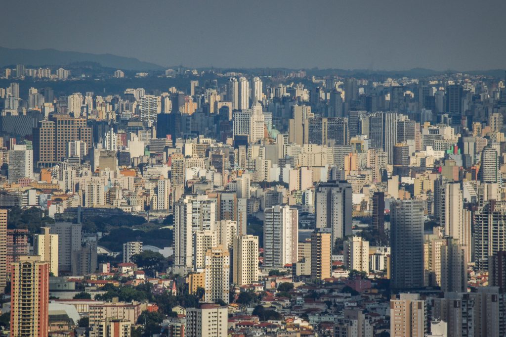 Assim como no final de setembro do ano passado, São Paulo tem vivido dias muito quentes nessa época do ano. (Foto: Pexels)