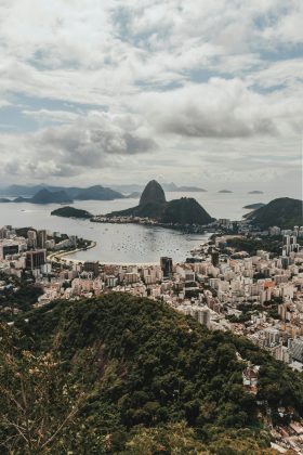 Os termômetros chegaram a 38,5°C na Vila Militar, na Zona Oeste, segundo a Climatempo. (Foto: Pexels)