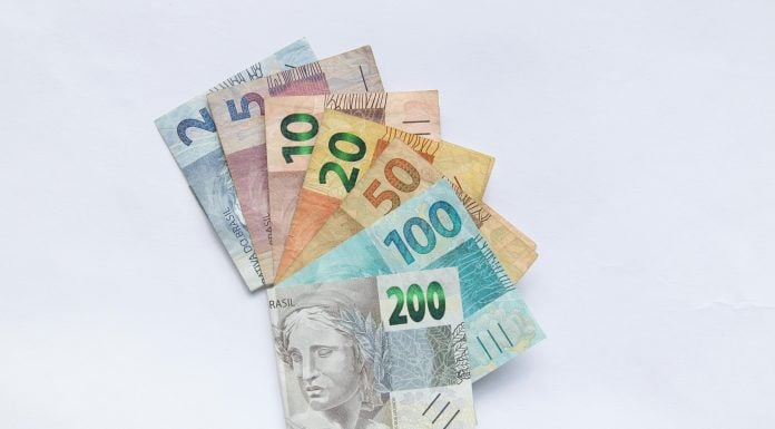 Dados do Banco Central do Brasil (BC) mostram que R$8,56 bilhões estão disponíveis para resgate no Sistema de Valores a Receber (SVR). (Foto: Pexels)