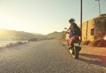 De acordo com um levantamento feito pela Secretaria Nacional de Trânsito (Senatran) mostra que o número de mulheres proprietárias de motos quase dobrou em duas décadas. (Foto: Pexels)