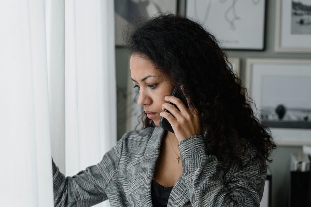 Assim, a regra, que antes era direcionada somente para telemarketing, passará a valer para qualquer organização que faça mais de 10 mil chamadas diárias, independente do motivo. (Foto: Pexels)