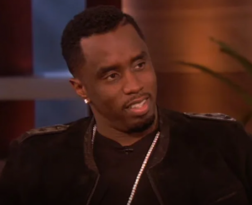 Com isso, em outra matéria publicada pela revista, a defesa de Diddy acusa o governo americano e a mídia de promoverem uma perseguição jurídica contra ele. (Foto: Reprodução)