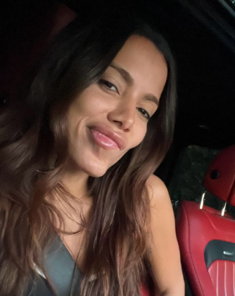 A cantora brasileira Anitta, voltou a falar sobre o abuso sexual que sofreu aos 14 anos, desta vez, no documentário “A Great Day with J Balvin”, onde o cantor conversa com amigos famosos. (Foto: Instagram)