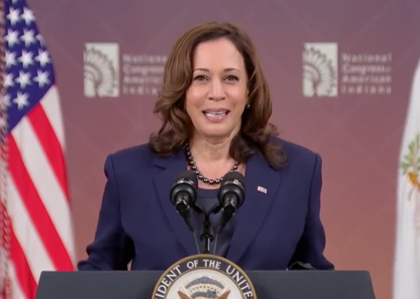 Kamala Harris não conseguiu seu segundo debate com Donald Trump — então ela foi à Fox News. (Foto: X)