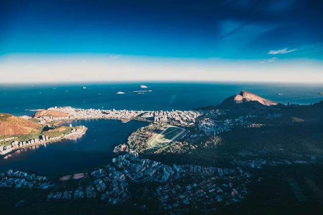 A Polícia Civil do Rio cumpriu nesta terça (22) mandados contra o Povo de Israel, que movimentou quase R$70 milhões entre janeiro de 2022 e maio deste ano com golpes via celular. (Foto: Pexels)