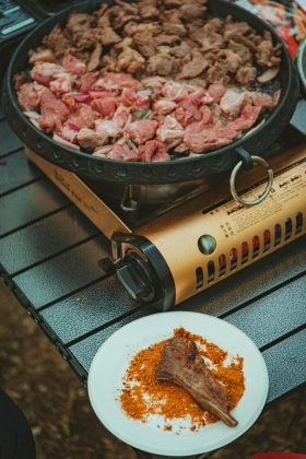 Enquanto isso, o aumento de preços das carnes está relacionado ao clima seco e à ausência de chuvas, o que prejudica a qualidade das pastagens, segundo análise do IBGE. (Foto: Pexels)