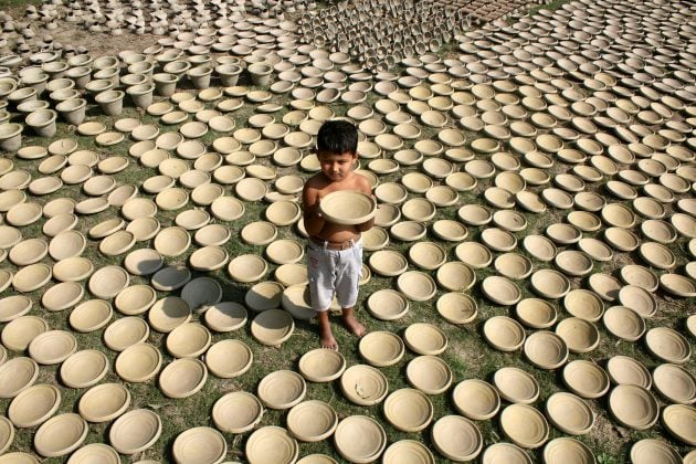 Para isso, ele precisa ser “perigoso e prejudicial para a saúde e desenvolvimento mental, físico, social ou moral das crianças” ou interferir na escolarização, segundo a Organização Internacional do Trabalho (OIT). (Foto: Pexels)