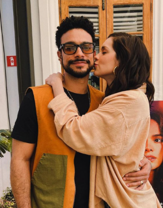 Sophia Abrahão e Sérgio Malheiros se conheceram em 2014, durante a gravação da novela “Alto Astral”. O casal se encantou logo nos bastidores e, com o tempo, o romance foi se solidificando. (Foto: Instagram)