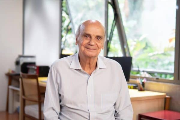Drauzio Varella discute proteção ao consumidor na venda online de produtos de saúde