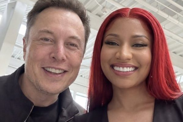 Nicki Minaj celebra aniversário de Elon Musk com declaração de amor