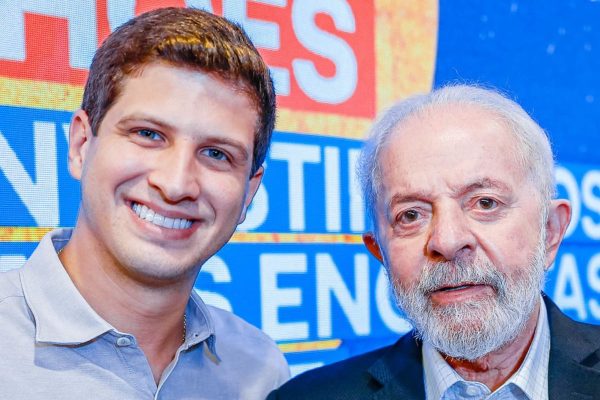 PT e PSB informam Lula sobre separação apenas no DF nas eleições
