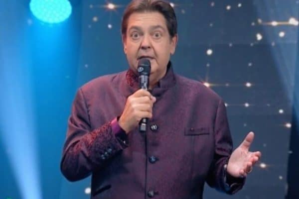 Faustão faz rara aparição ao lado da esposa Luciana Cardoso em celebração
