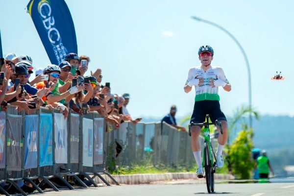João Pedro Rossi conquista o Campeonato Brasileiro de Ciclismo de Estrada em Brasília