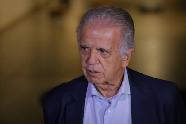 José Múcio viaja a Caracas para coordenar auxílio à Venezuela após terremotos