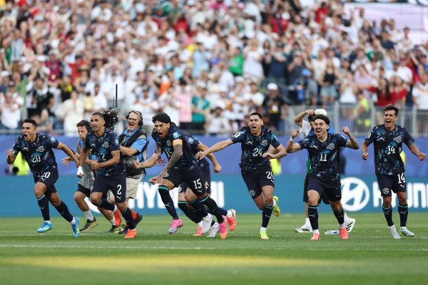 Presidente do Paraguai declara feriado após vitória sobre a Alemanha na Copa