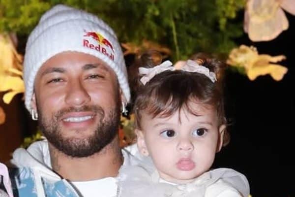 Neymar paga aluguel e babás de Helena além da pensão; veja valores