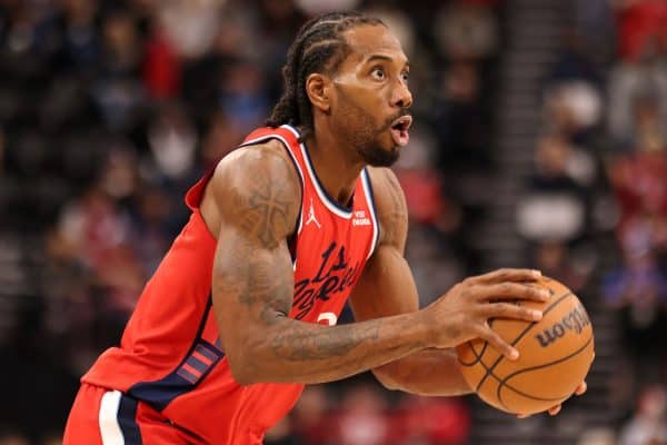 Kawhi Leonard é negociado pelo Clippers e retorna ao Toronto Raptors