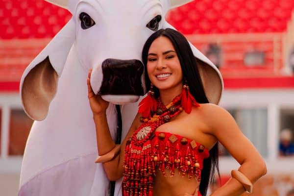 Isabelle Nogueira deixa o cargo de cunhã-poranga do Garantido