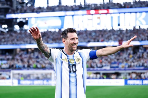 Messi é o jogador de linha com menor movimentação na 1ª fase da Copa