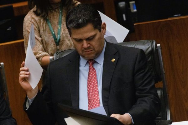 Reunião entre Alcolumbre e centrais sindicais sobre PEC 6×1 não define prazos
