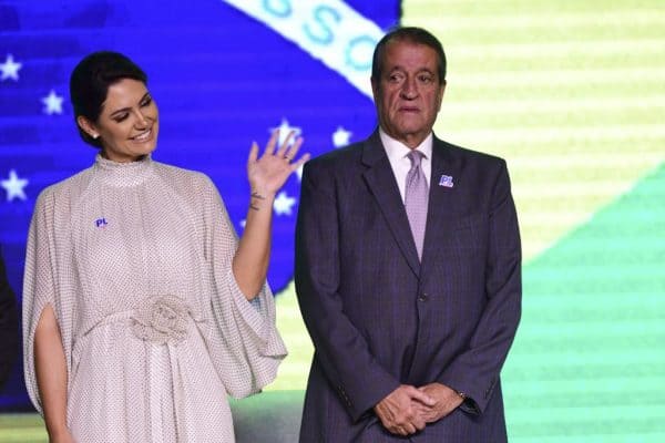 Valdemar Costa Neto extingue presidência nacional do PL Mulher após saída de Michelle