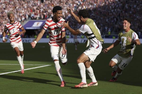 EUA vence Bósnia e avança para as oitavas da Copa do Mundo; enfrentará Bélgica