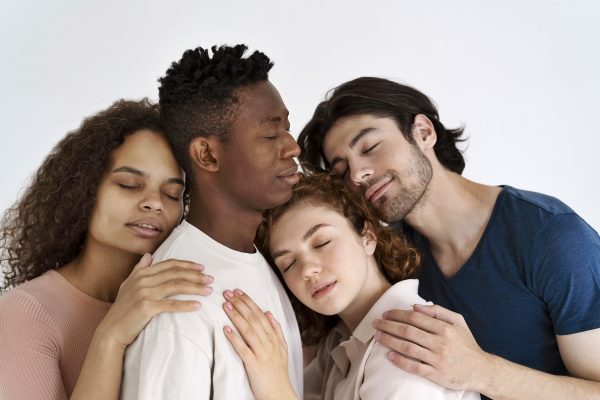 Polifidelidade: Exclusividade Afetiva e Sexual em Relações Múltiplas