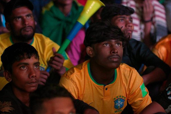 Documentário “Dhaka Vibra” explora a paixão de Bangladesh pelo futebol brasileiro