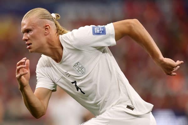 Médico analisa hábitos de sono de Erling Haaland, destaque da Noruega na Copa